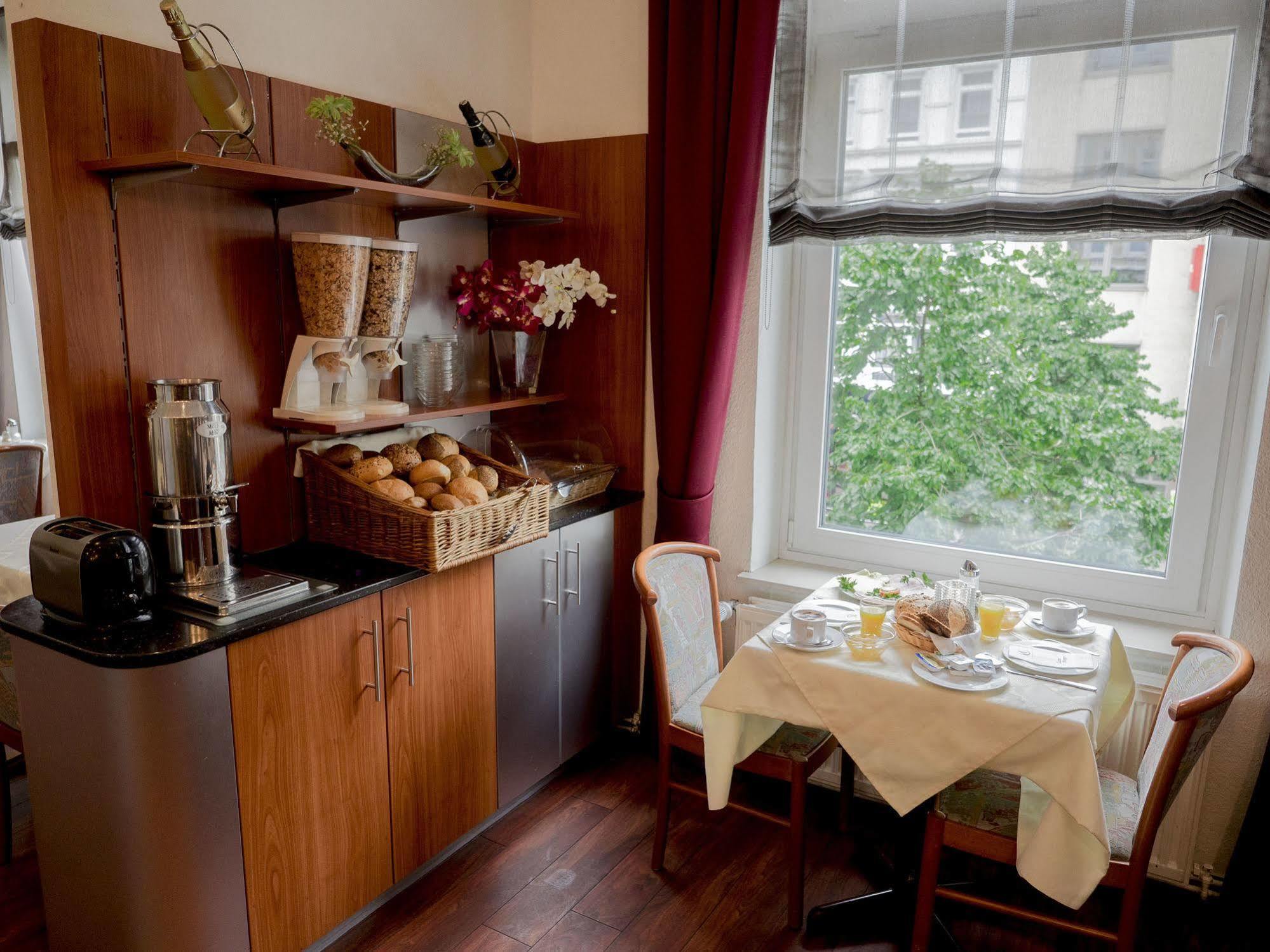 Hotel Lumen Am Hauptbahnhof Hamborg